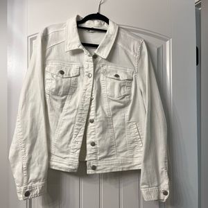Women’s white denim jacket. Westport brand. Size 1X